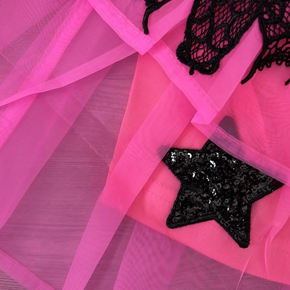 🦇💕Judith March Pink Bat Girl Halloween Ruffle Top💕🦇 - Picture 5 of 6